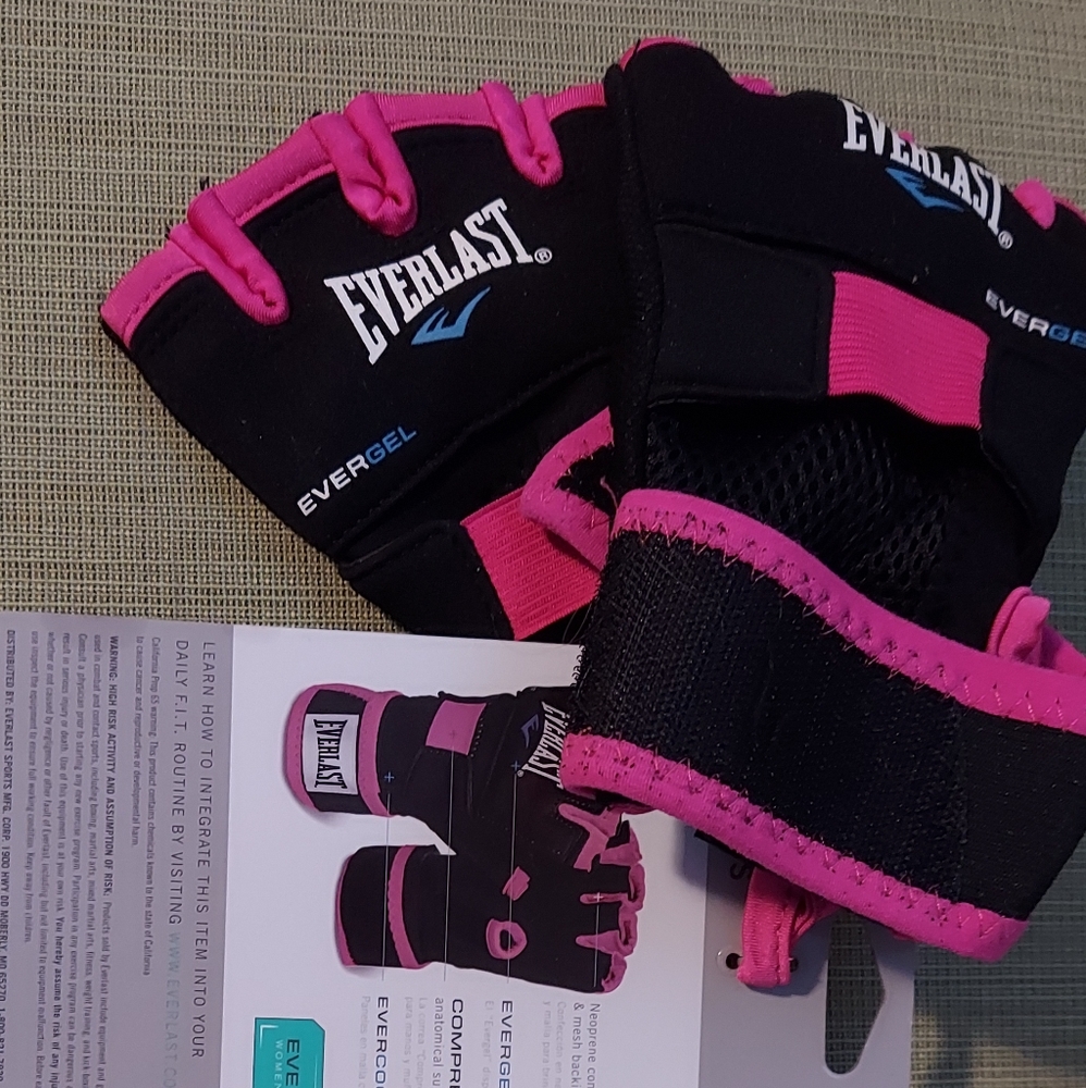 NWT Everlast Evergel Hand Wraps Size S/M